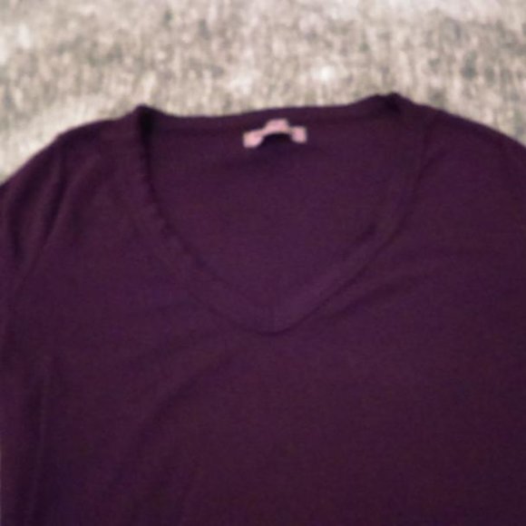 Purple long-sleeve v-neck Michael Stars tee - Picture 3 of 8